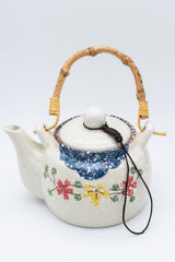 Set ceainic cu 4 cesti pictate manual, Kiyaka